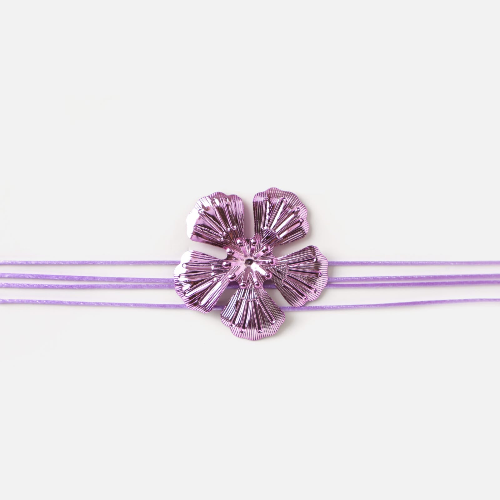 Flora choker necklace with flower by Misako