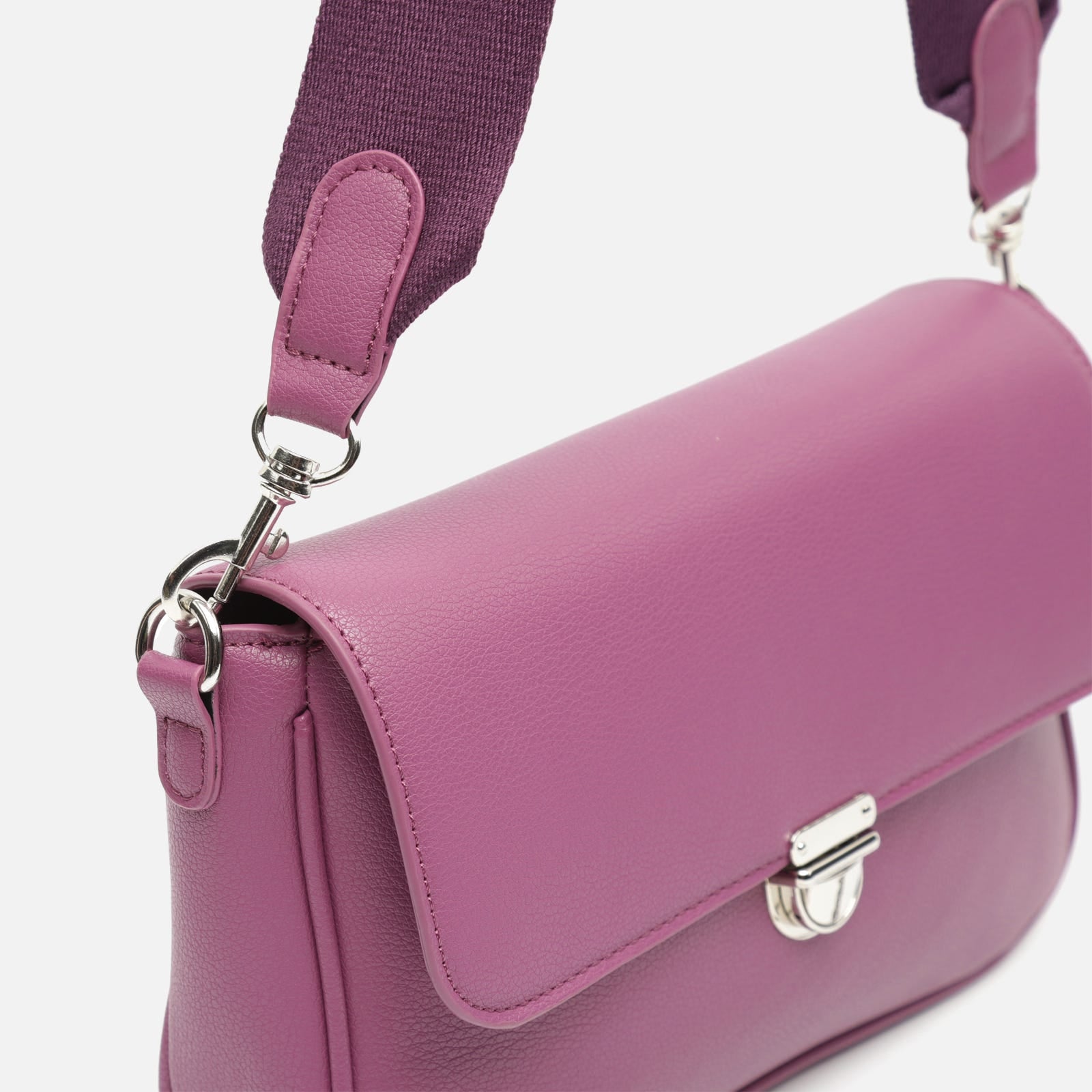MISAKO Borsa a tracolla con patta - Borsa a tracolla alla MISAKO Borsa a tracolla con patta - Borsa a tracolla alla
