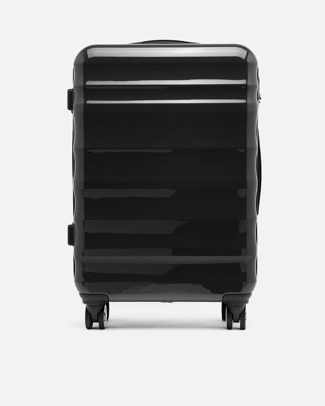 Średnio sztywna walizka London