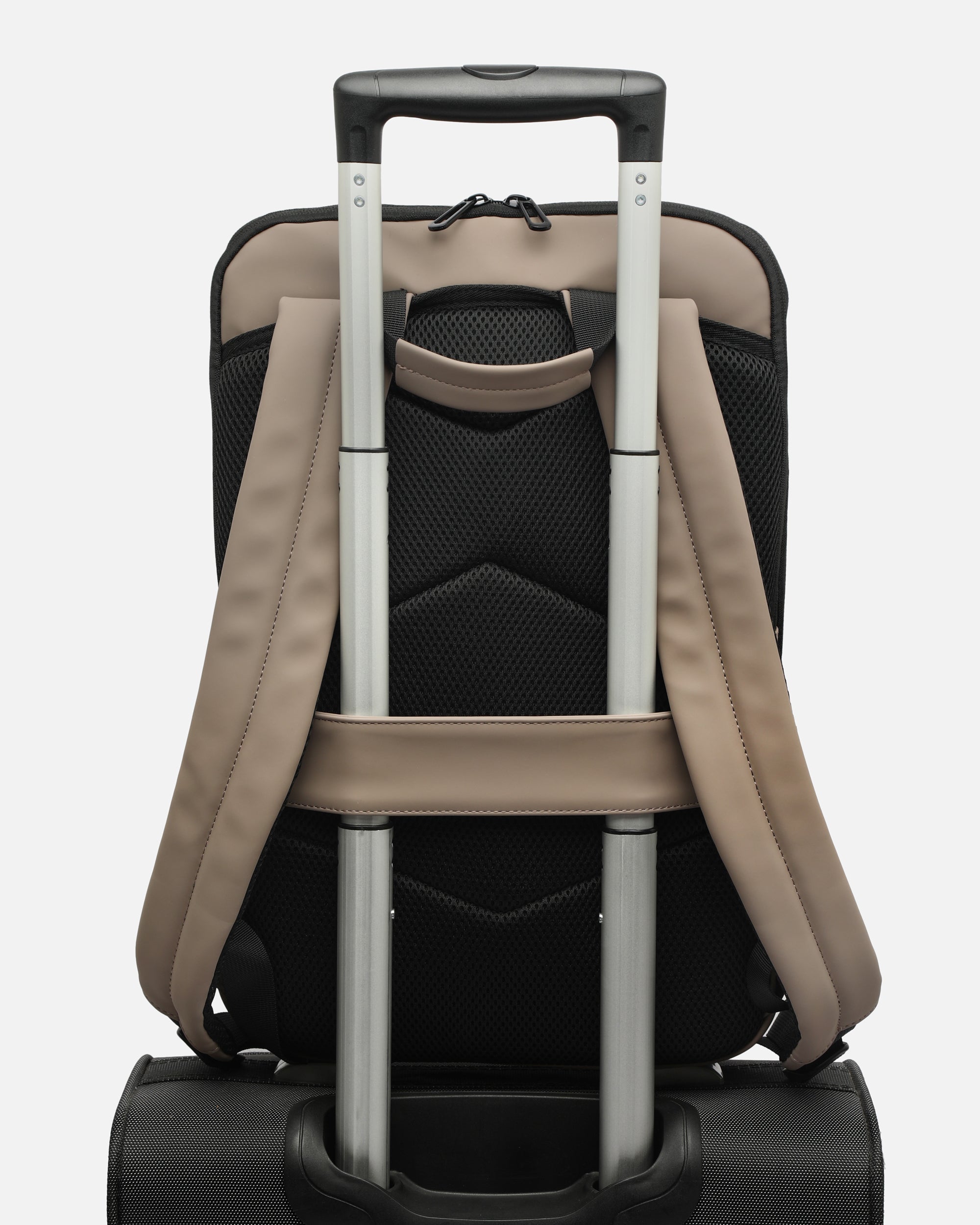 Laro Reiserucksack mit Laptopfach 15.6 Zoll – Misako