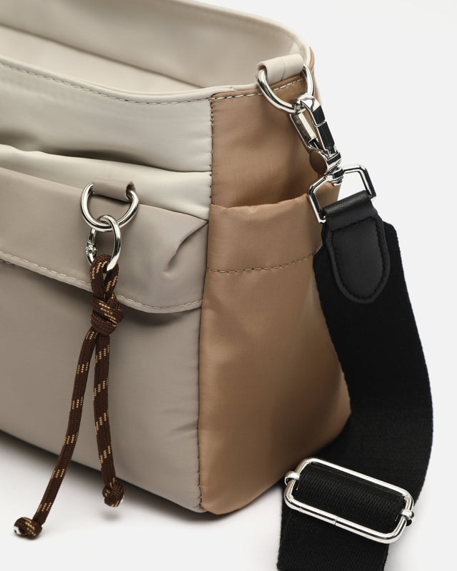 Ofeli-1 borsa tote media con tracolla removibile e stampa patchwork ED Ofeli-1 borsa tote media con tracolla removibile e stampa patchwork ED