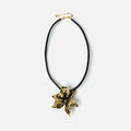 Amina Collar 