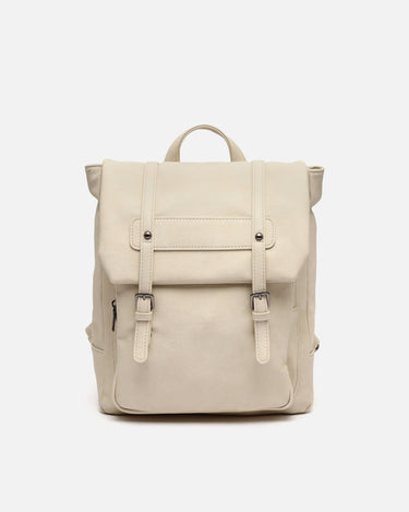 Carloti mochila basica con cierre de solapa 