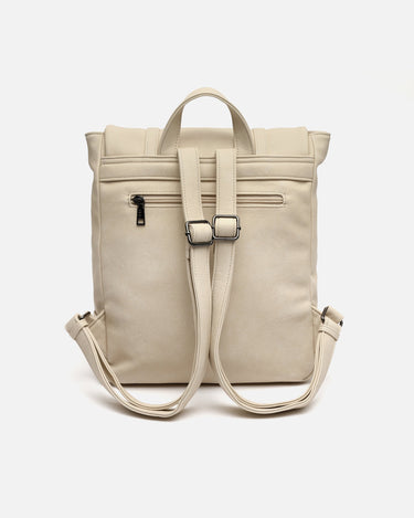 Carloti mochila basica con cierre de solapa 