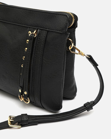 Nikasi bolso bandolera con bolsillos frontales y detalles metálicos 