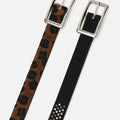 Miravela cintruóbn doble fino con detalles metálicos y animal print 