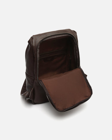 Cachi mochila antirrobo efecto ante y detalles metálicos 