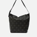 Florchi bolso hobo grande con detalles metálicos 