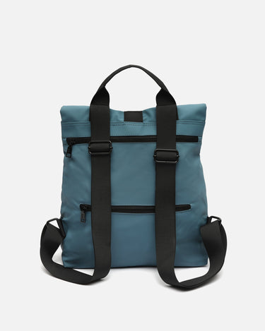 Nere mochila con solapa en nylon 