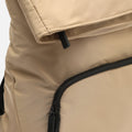 Liora mochila con solapa en nylon 