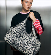 Saturnia bolsa fin de semana animal print 