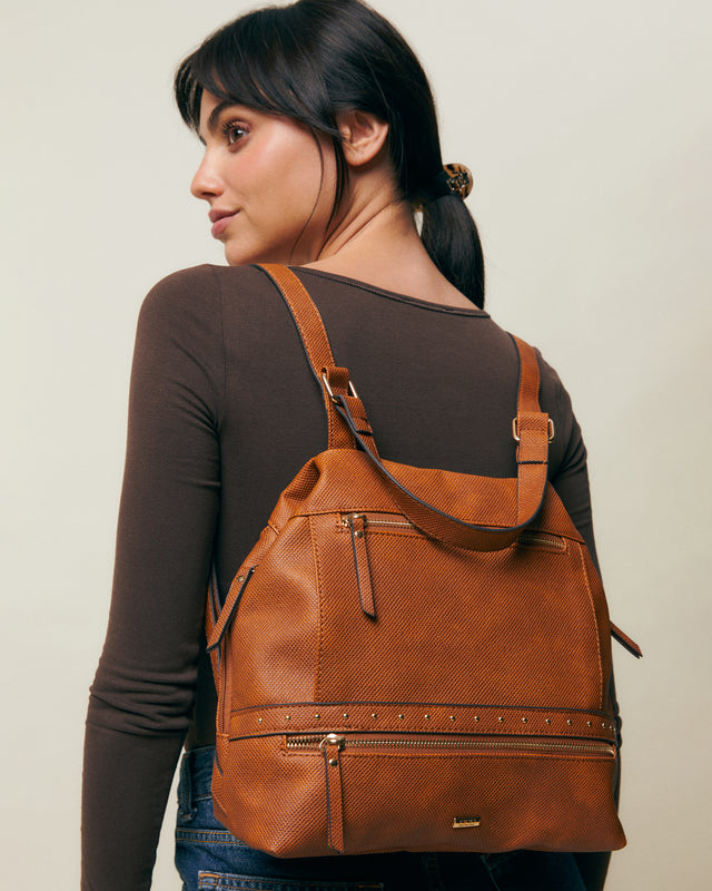 Engri mochila antirrobo con detalles metálicos