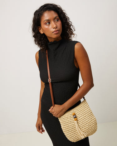 Tillian bolso bandolera efecto rafia con detalle colgante 