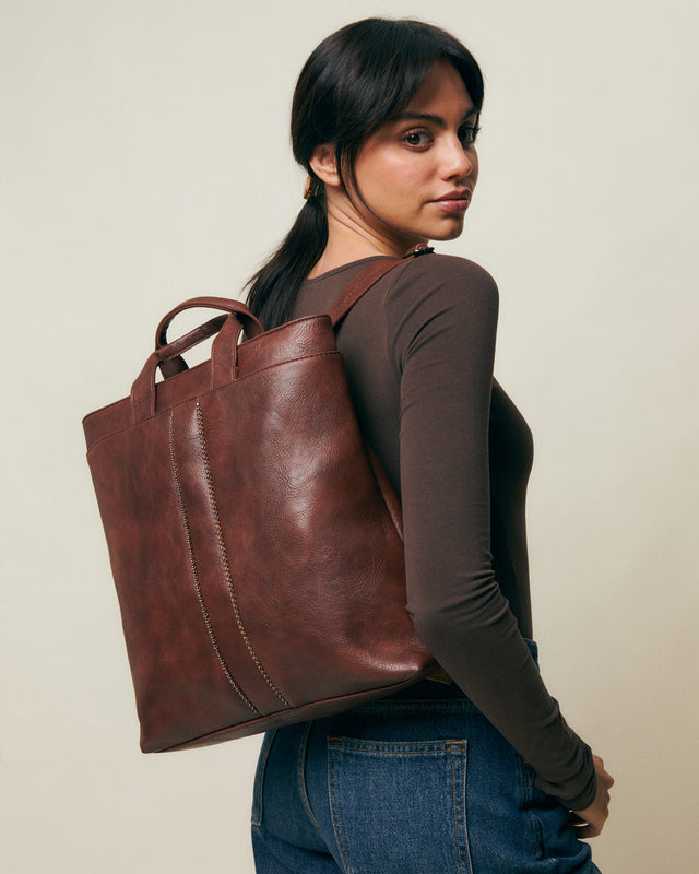 Zaocai mochila con detalles metálicos