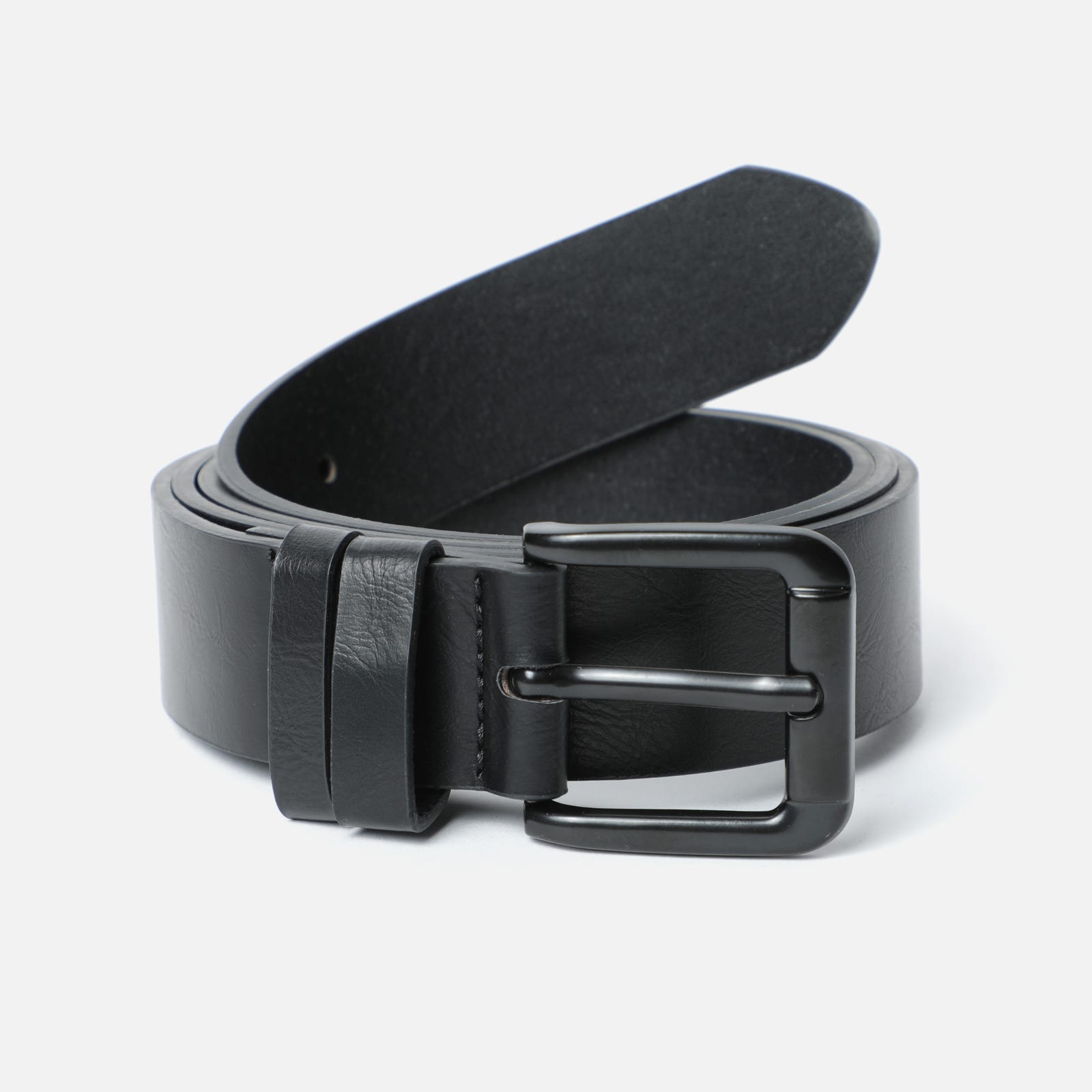 Men's belt with square buckle 