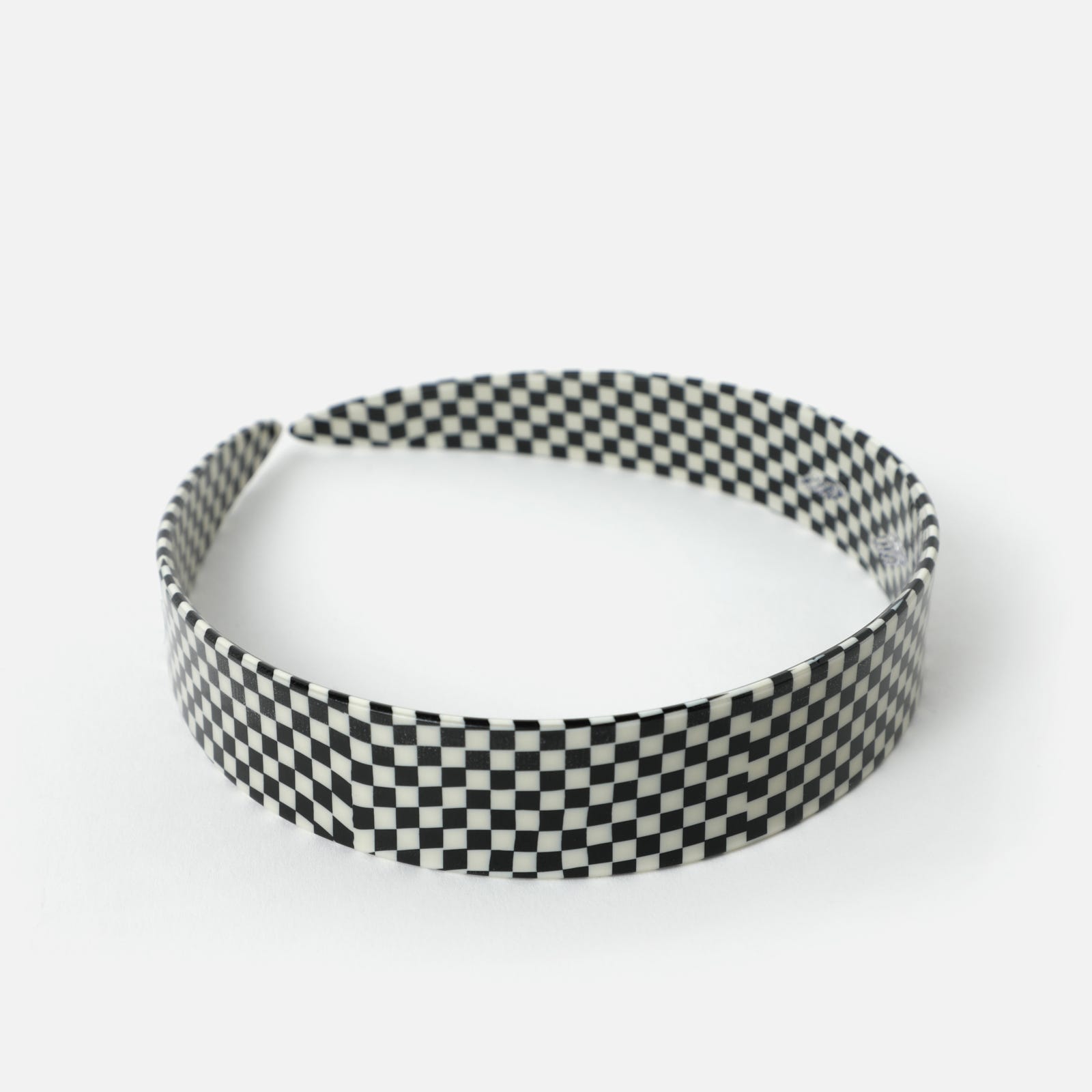 Wide headband with checkered print 